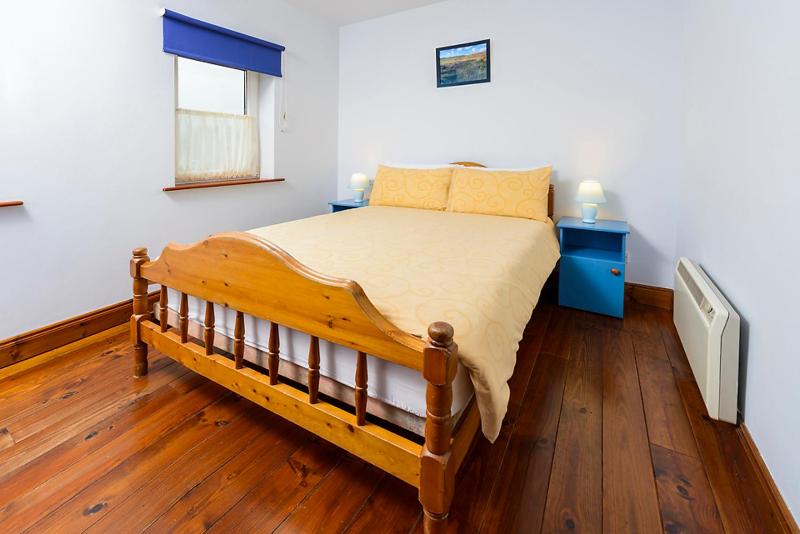 Double Room with Private Bathroom image 4
