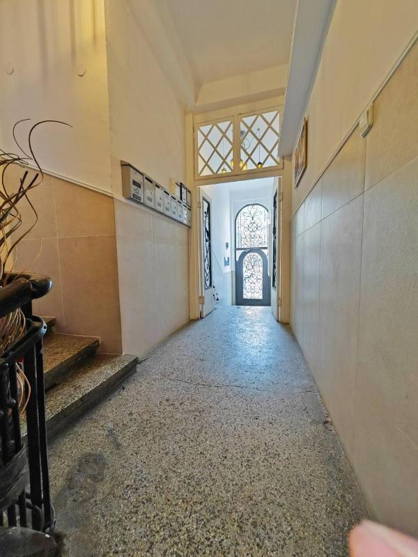 Central 1-BR Apartment - image 15