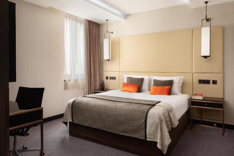 Montcalm Residence image 1