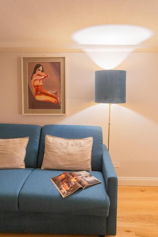 Cinque Giornate 70 Suites by Rent All Como - image 8