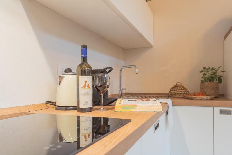 Cinque Giornate 70 Suites by Rent All Como - image 17