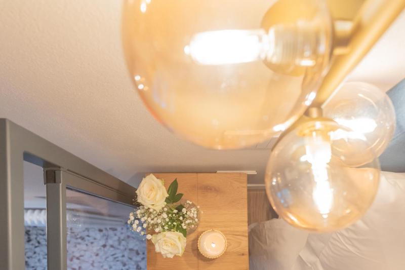 Cinque Giornate 70 Suites by Rent All Como - image 9