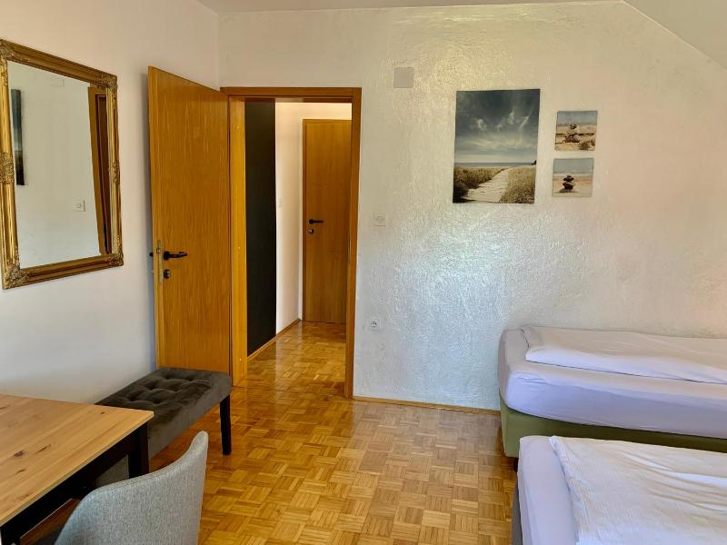 Quadruple Room with Balcony image 4