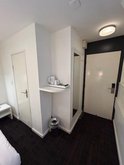 Multatuli Hotel - image 4