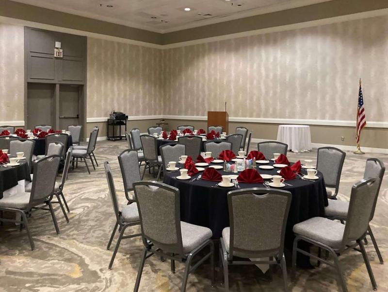 DoubleTree By Hilton Hotel Tucson-Reid Park - image 9