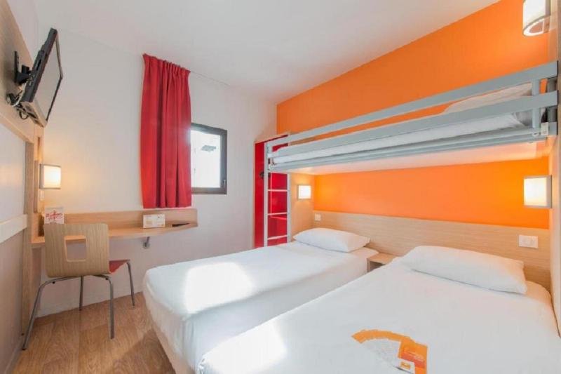 Triple Room image 1