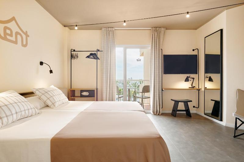 Double Room  - Unlimited Brunch (2 Adults + 1 Child) image 1