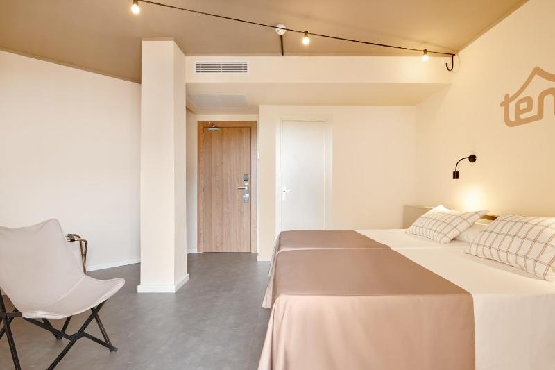 Double Room  - Unlimited Brunch (2 Adults + 1 Child) image 4
