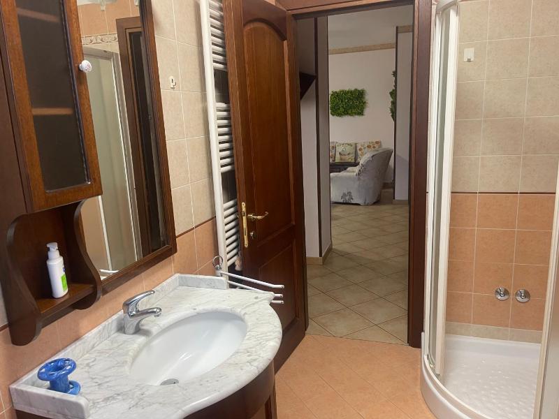 VILLA PATTY ASSISI con SPA e Piscina - image 40
