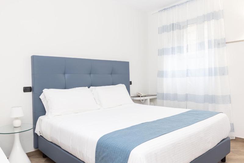 Classic Triple Room image 1