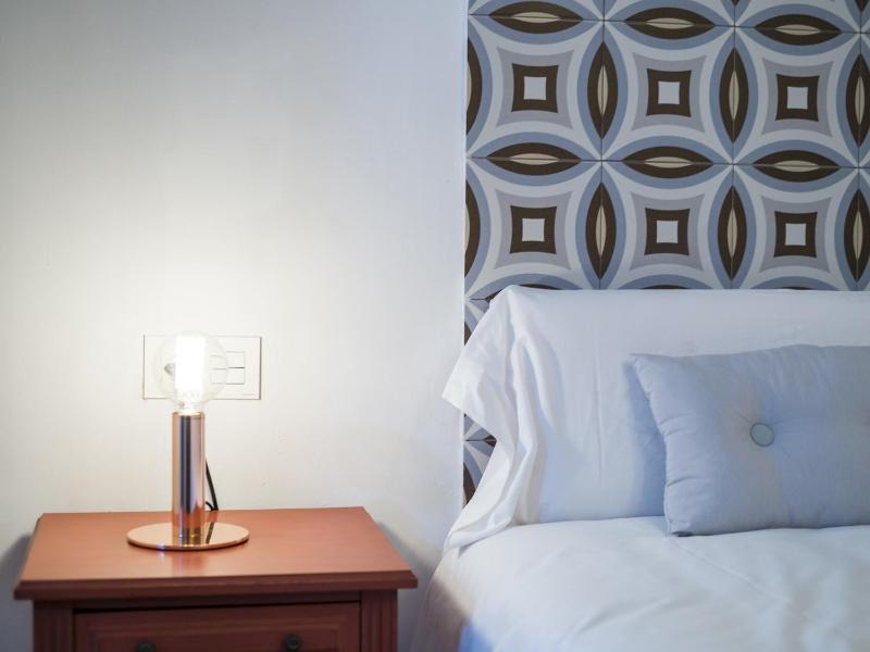 Studio Apartment with Patio Access image 2