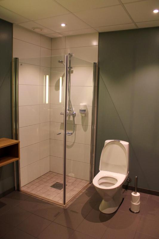 Large Double Room image 3