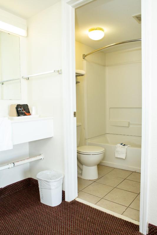 King Room image 2