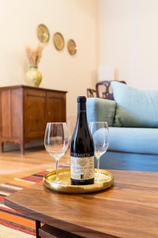 Classic Apartment image 1