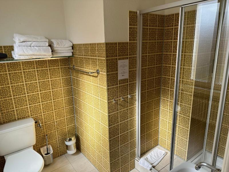 Deluxe Double Room image 2