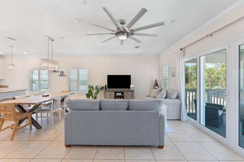 Pool Beach Club Spacious 2bd Sleeps 8 - image 37