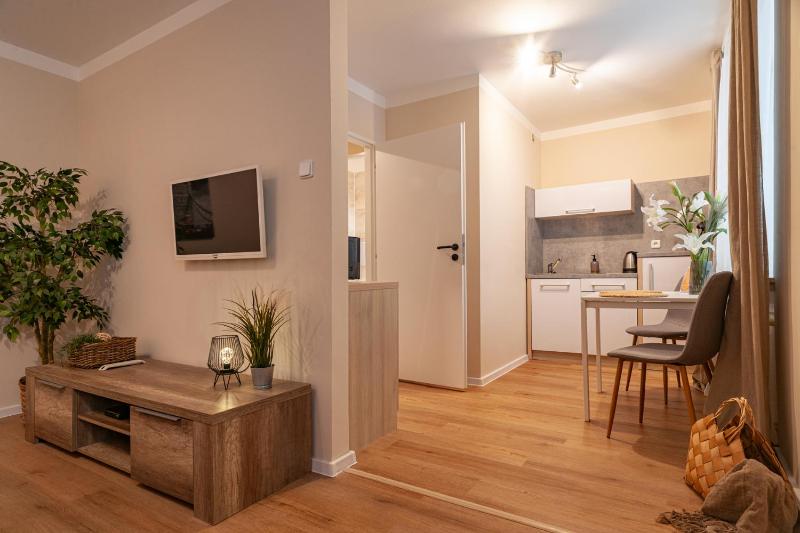 Apartment image 3