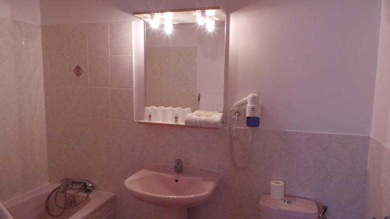 Superior Room image 4