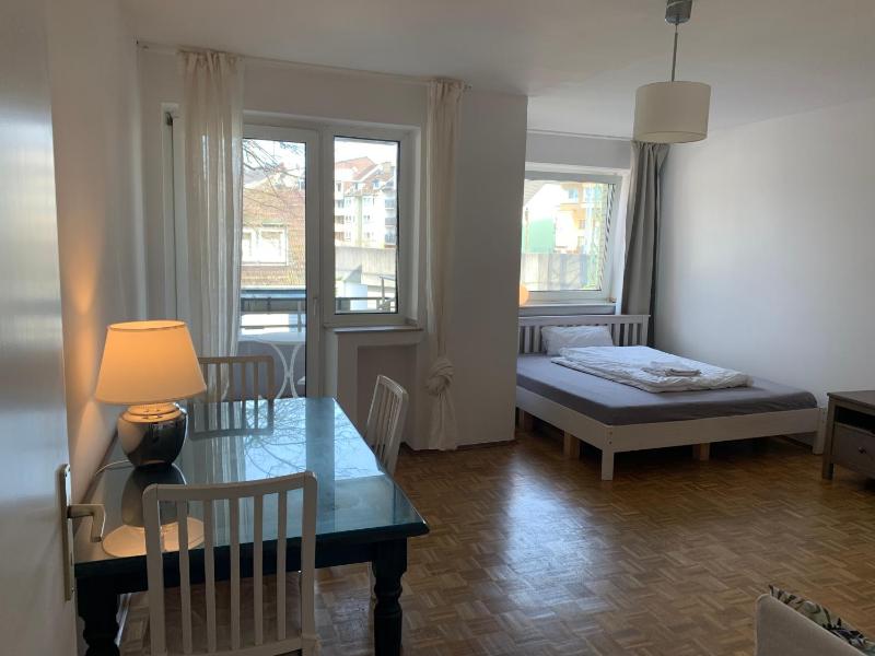 Studio Flat Medien Hafen 30minToFair - image 8