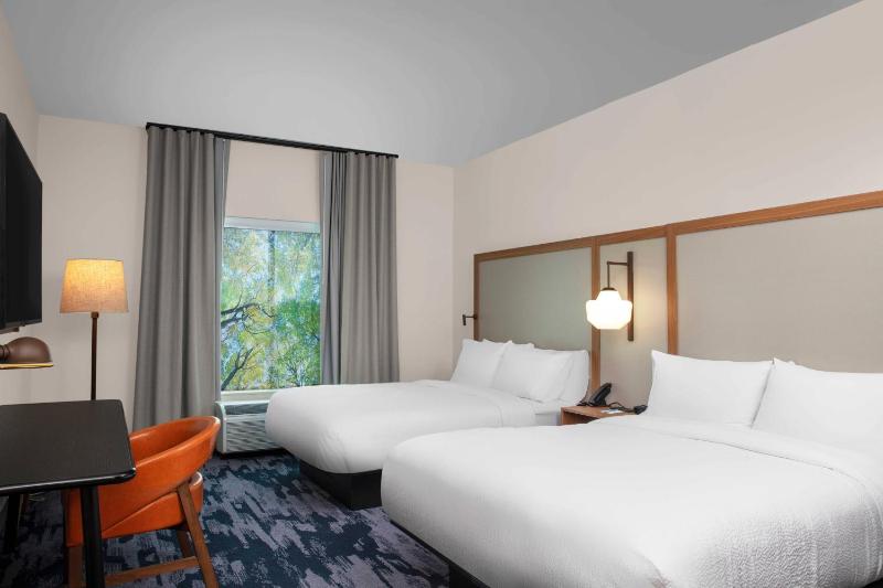 Double Queen Room image 1