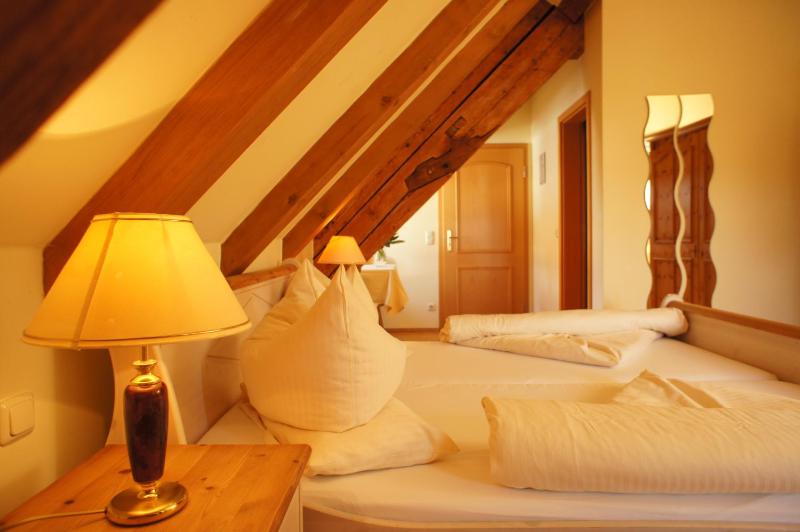 Comfort Double Room image 3