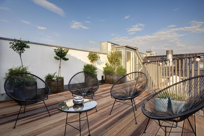 Three-Bedroom Penthouse Suite image 2