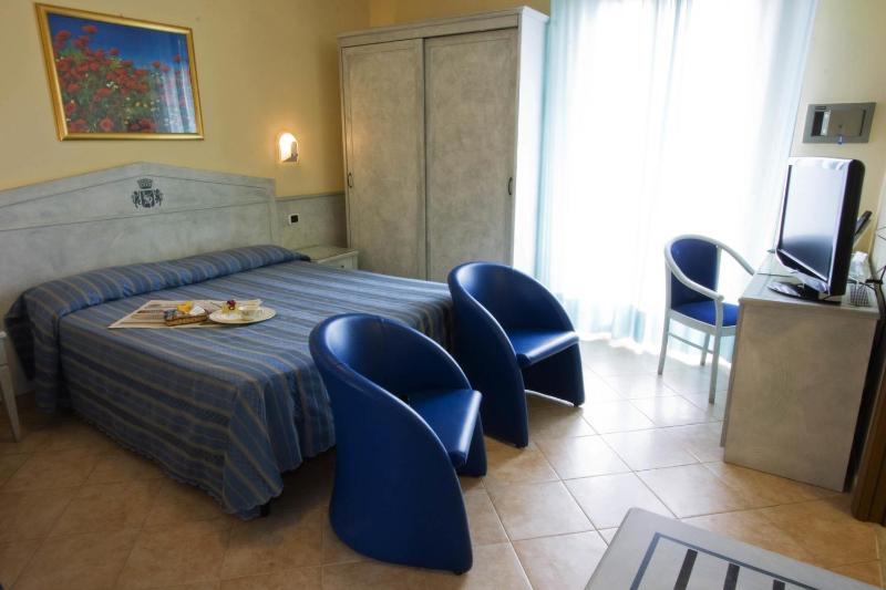 Hotel Solarium - image 45