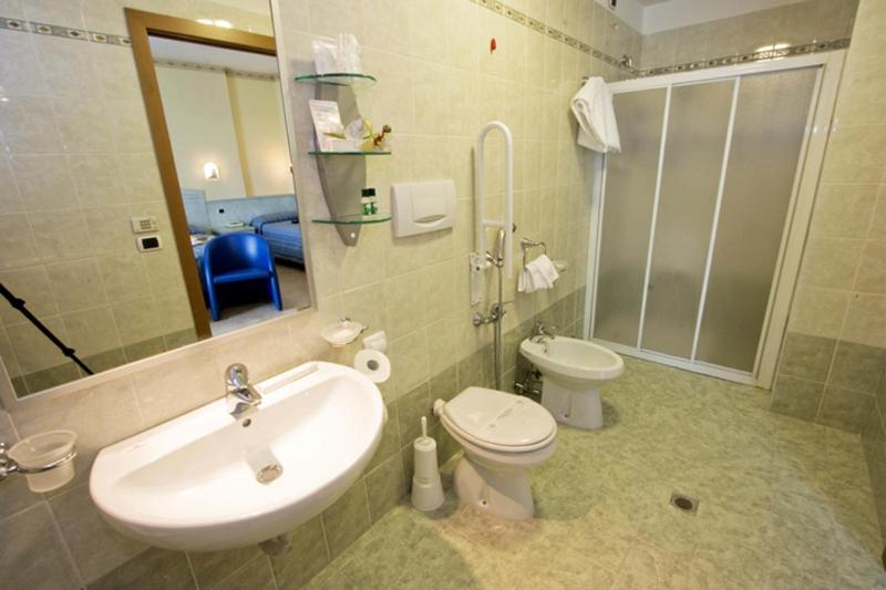 Hotel Solarium - image 42