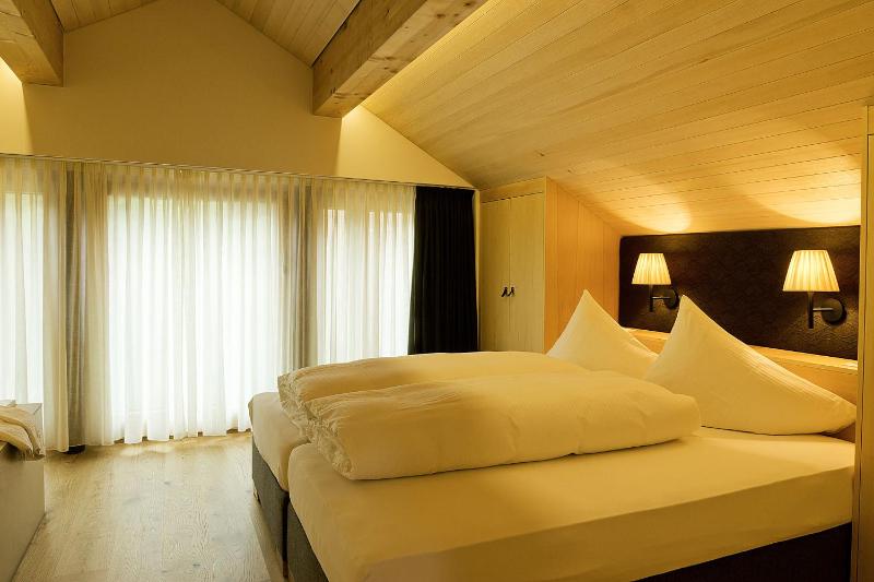 One-Bedroom Apartment (2 Adults) image 3