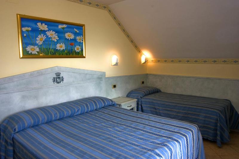 Hotel Solarium - image 39