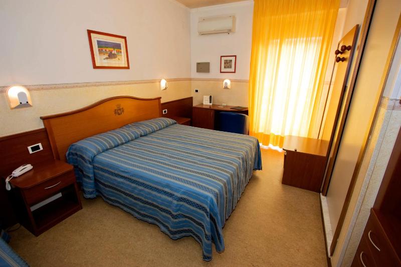 Hotel Solarium - image 33