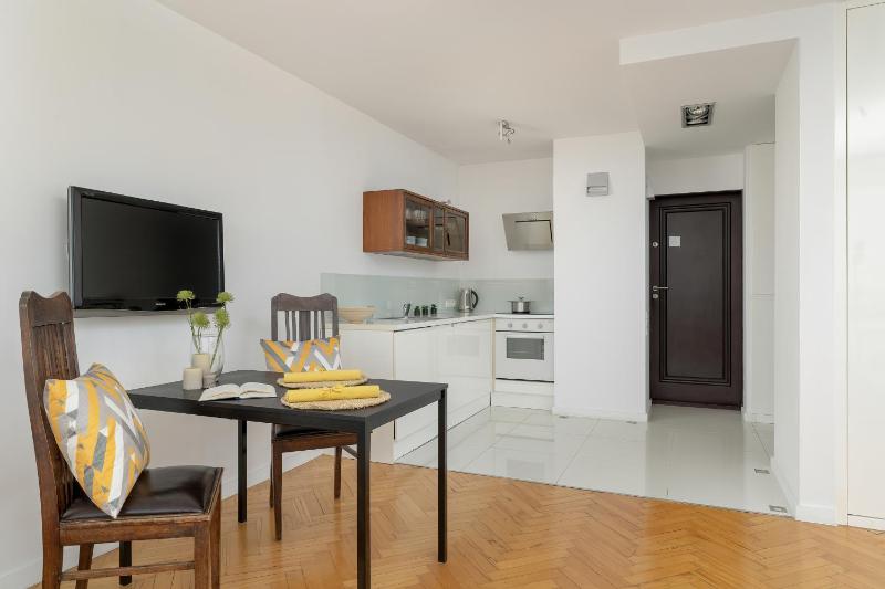 Katowicka Comfy Apartments next to Spodek by Noclegi Renters - image 12