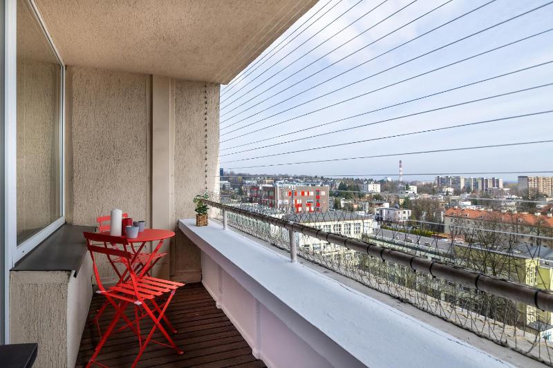 Katowicka Comfy Apartments next to Spodek by Noclegi Renters - image 18