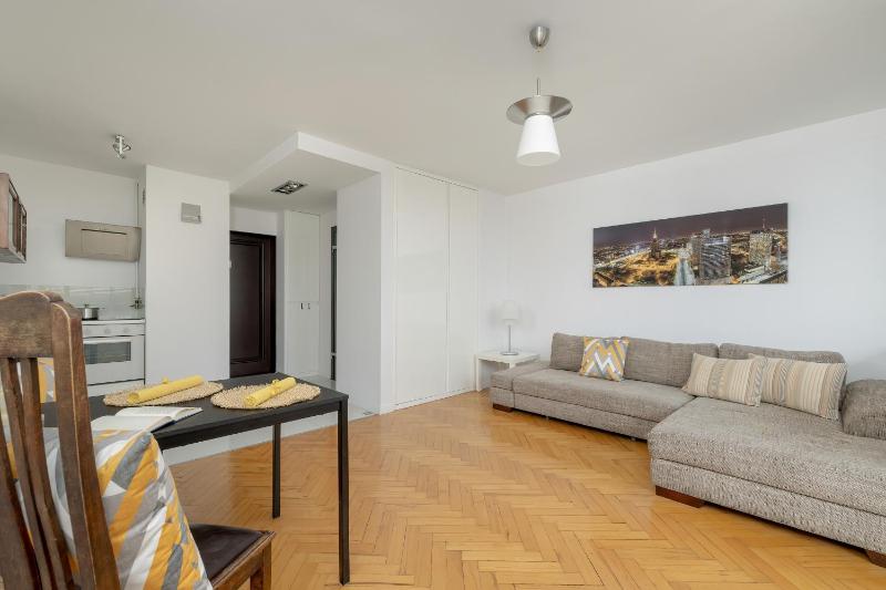 Katowicka Comfy Apartments next to Spodek by Noclegi Renters - image 17