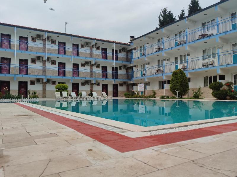 Uyum Hotel - image 6