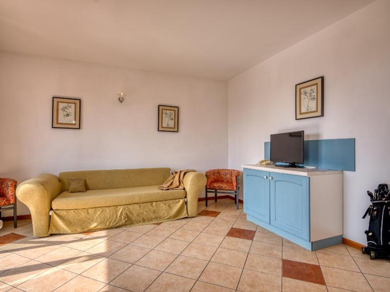 Two-Bedroom Apartment (4 Adults) image 1