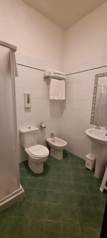 Economy Double Room image 1