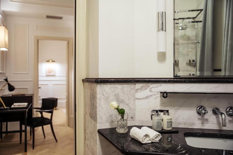 Suite with Terrace image 2