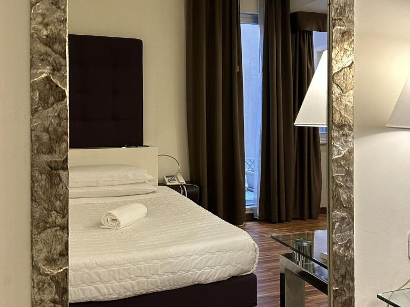 Triple Room image 3