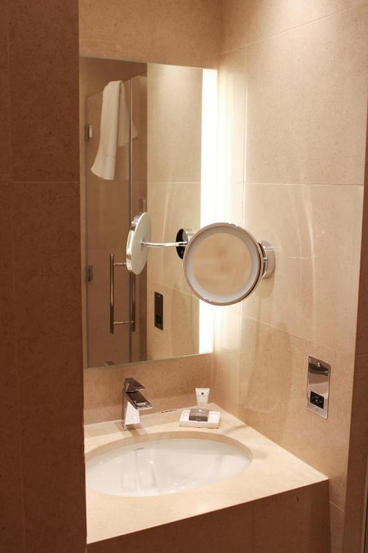 Club Double Room image 2