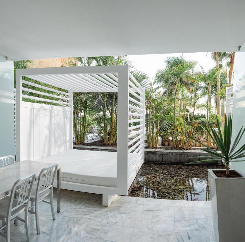 Suite with Terrace  image 4