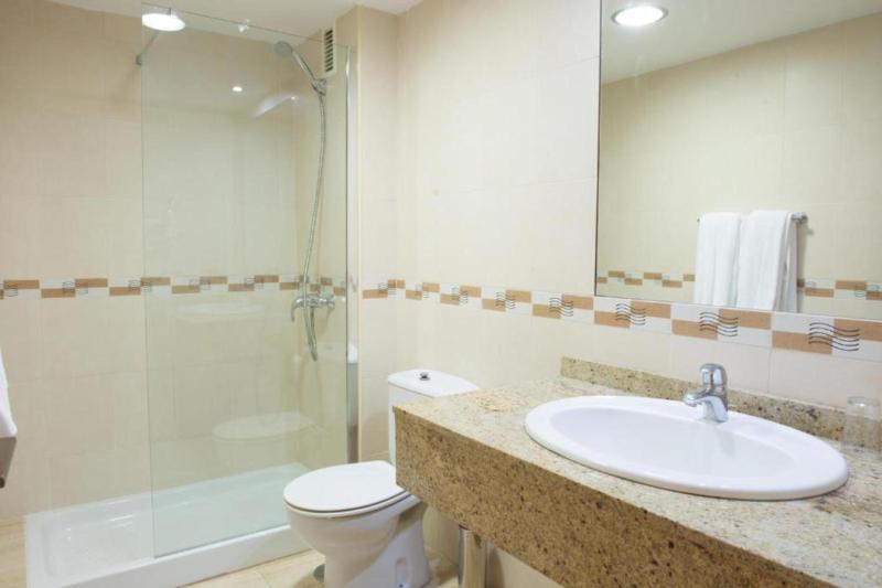 Apartment with Terrace image 3