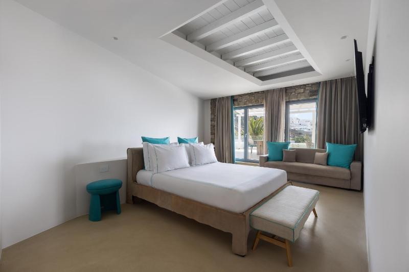 Two-Bedroom Apartment with Sea View image 2