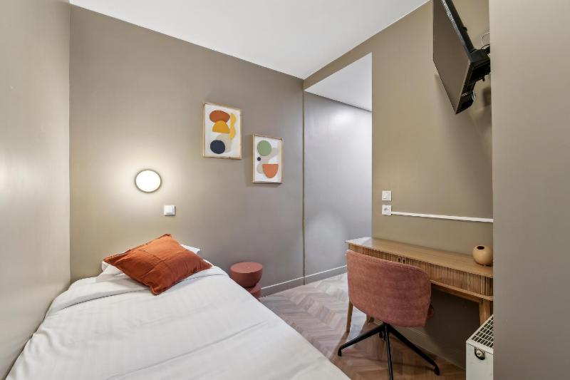 Single Room image 1
