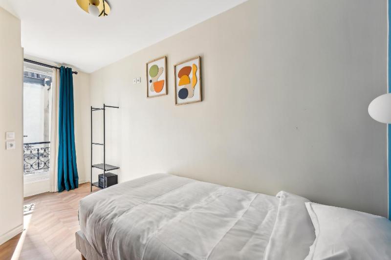 Single Room image 3