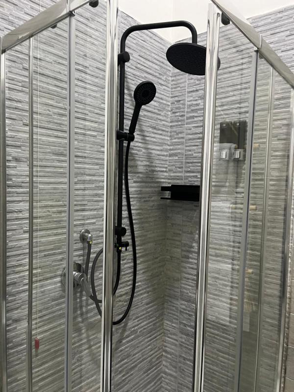 Large Double Room image 2