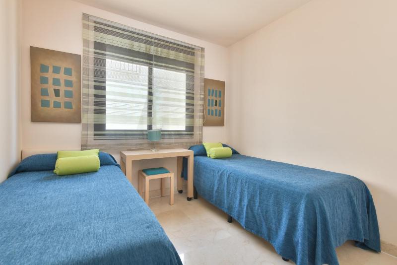 Three-Bedroom Apartment with Sea View image 2