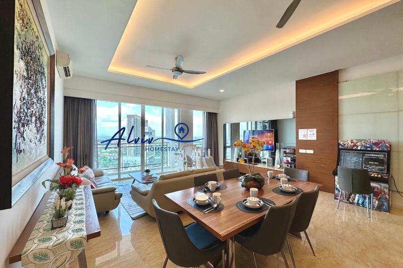 TheShore LUXURY 4+1BR Penthouse/8-12pax/Pool Table/DirectToMall/Jonker 10min - image 15