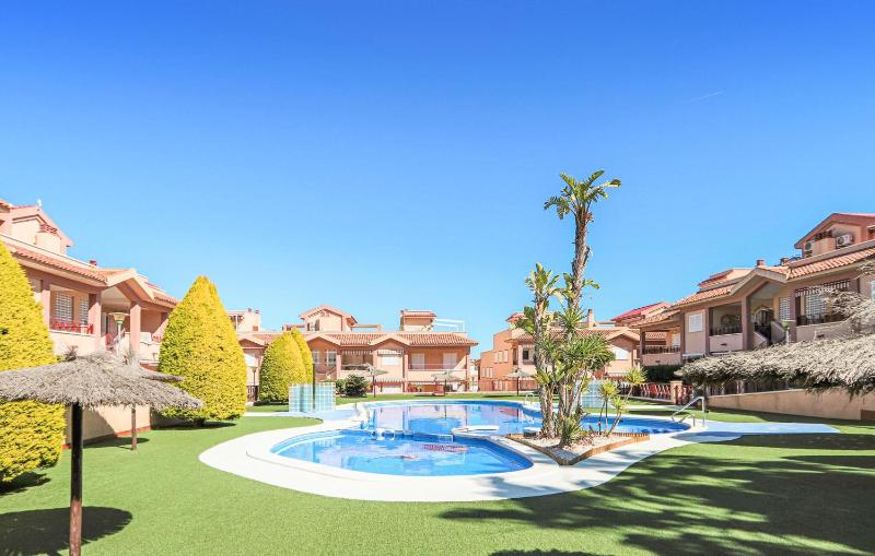 Awesome Home In Santa Pola With Wifi - image 1