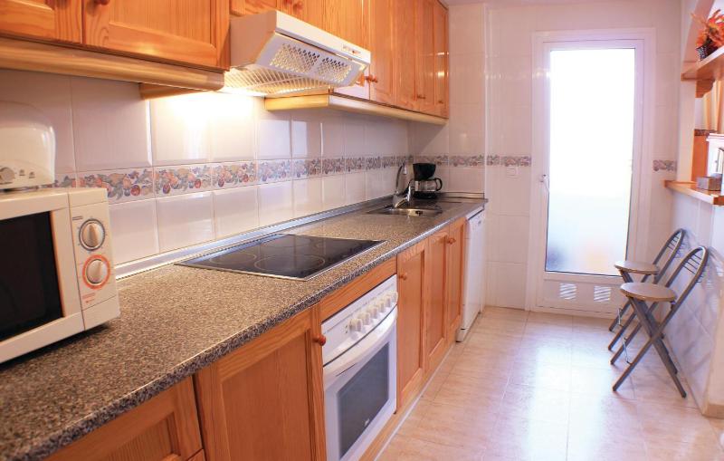 Awesome Home In Santa Pola With Wifi - image 7